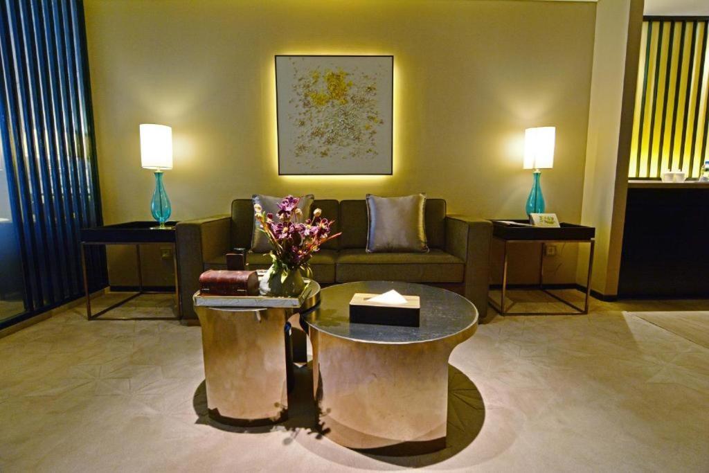 Doubletree By Hilton ويهاي المظهر الخارجي الصورة